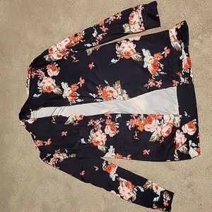Floral Open Front Cardigan (super soft) / Medium